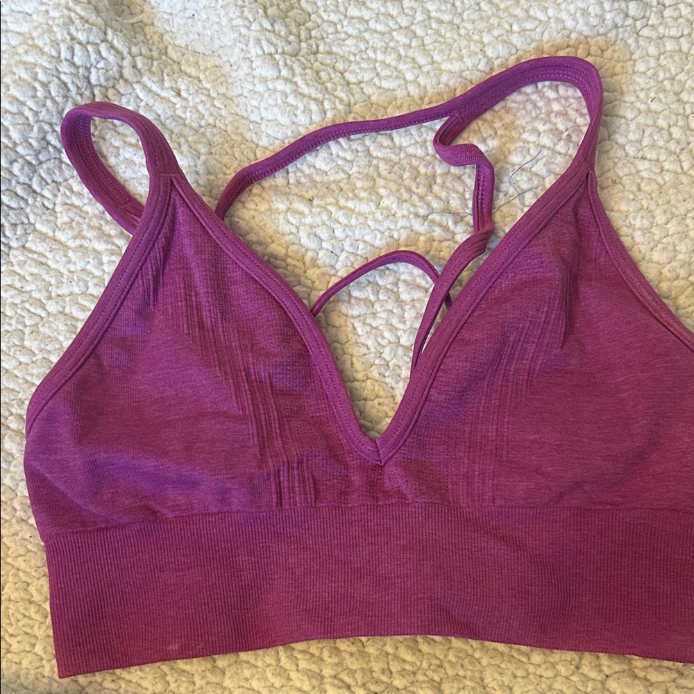 Lululemon Seamlessly Plunge SportsBra